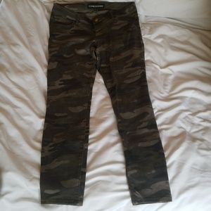 Express women's camo ankle cut skinny jean